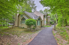 Lakefront Pocono Pines Paradise with Deck!